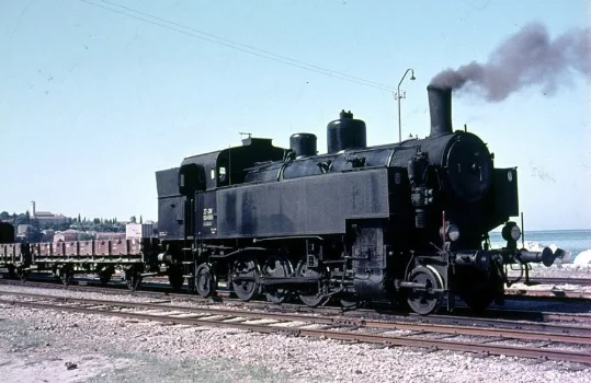 rovigno train 4.jpg