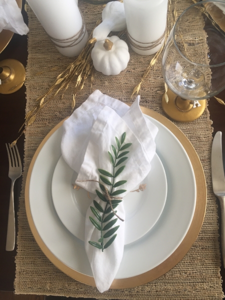 Silverware Crate and Barrel // Gold chargers Michaels // White plates Pottery Barn // Small appetizer Thankful plates Crate and Barrel // Napkins World Market // Greenery Hobby lobby (bought a small green bouquet and cut the branches to the size I needed)