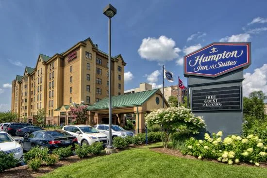 hampton-inn-suites-nashville.jpg