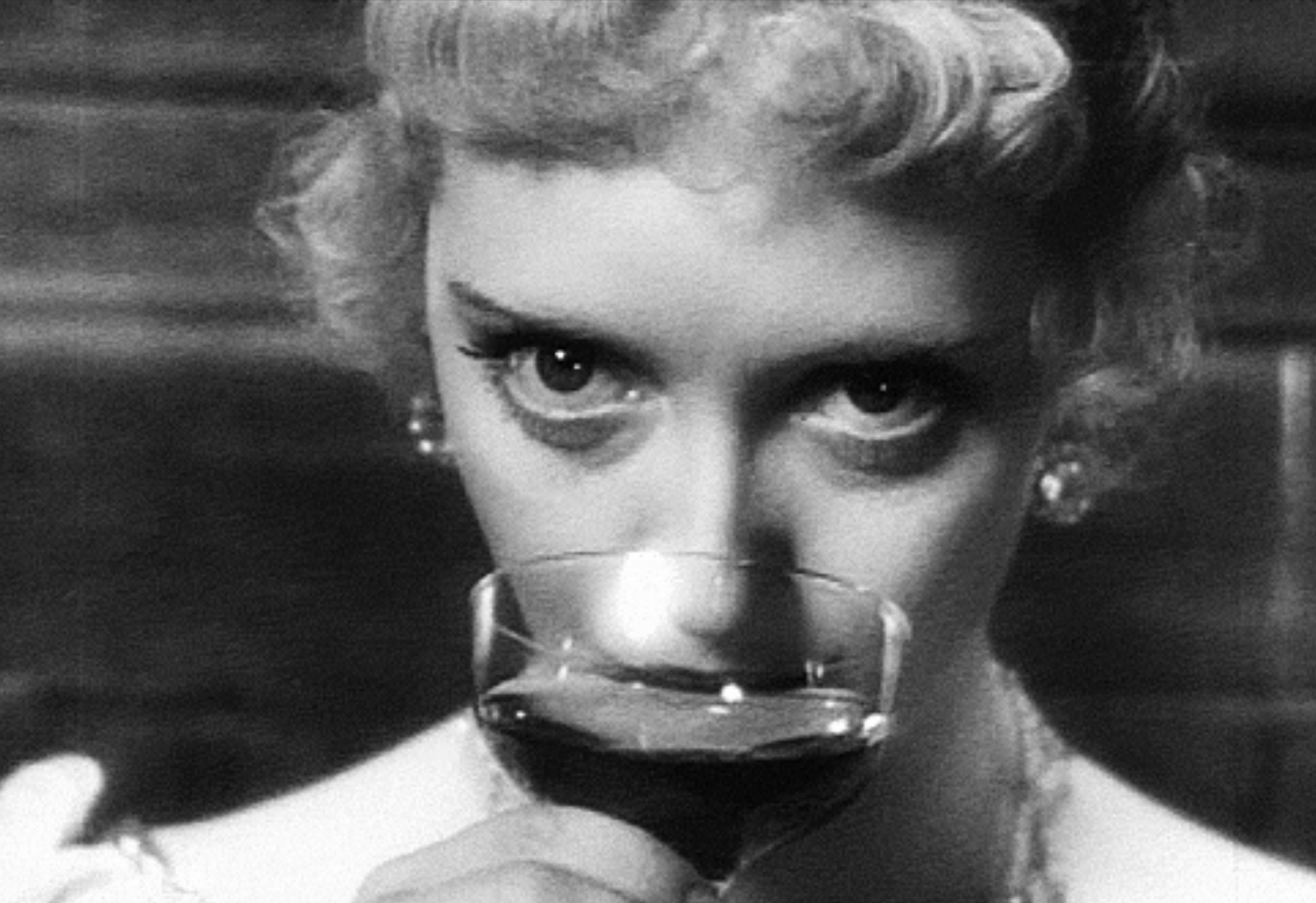 Bette Davis lookin' like a god damn snack 
