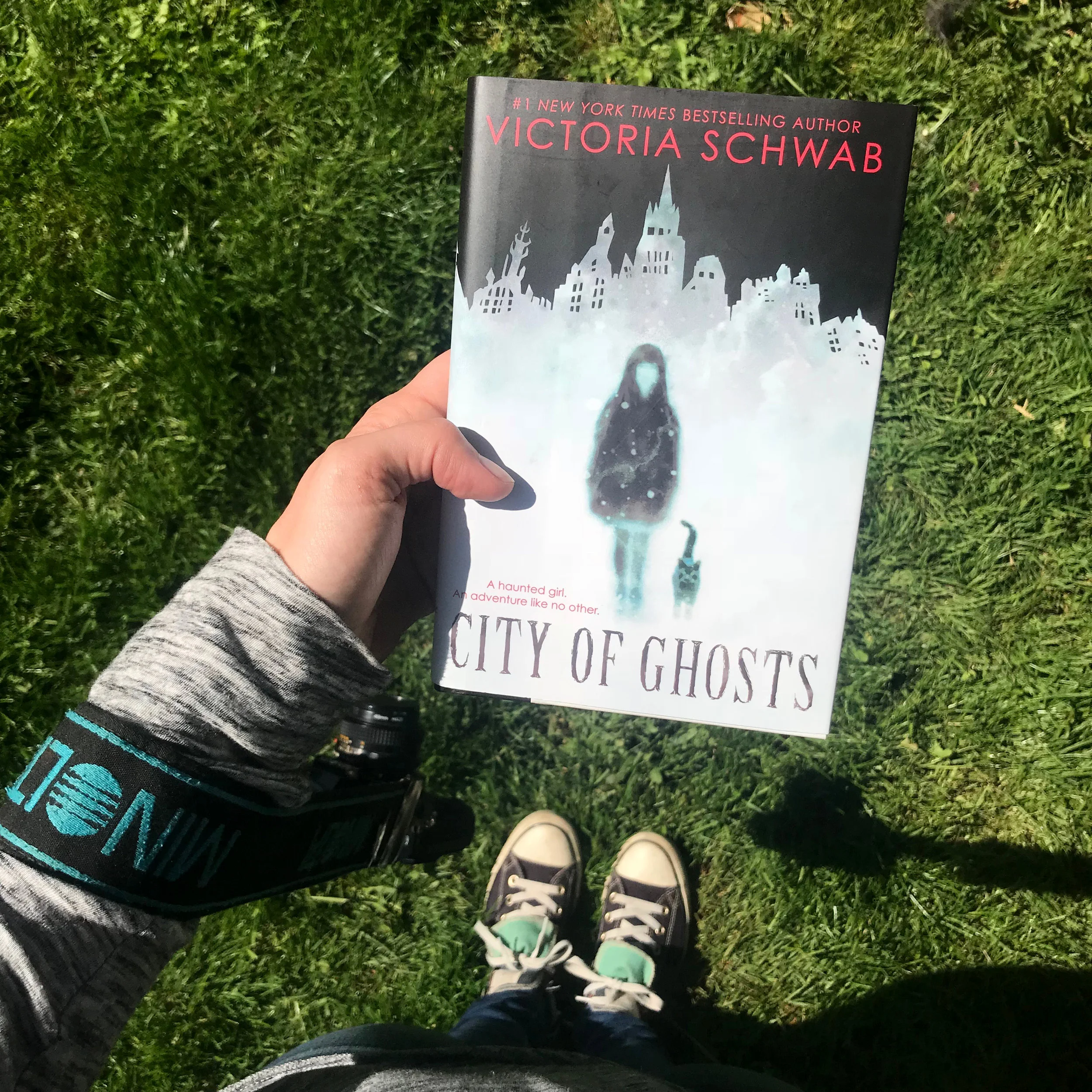 Book Review | "City of Ghosts" | Victoria Schwab 