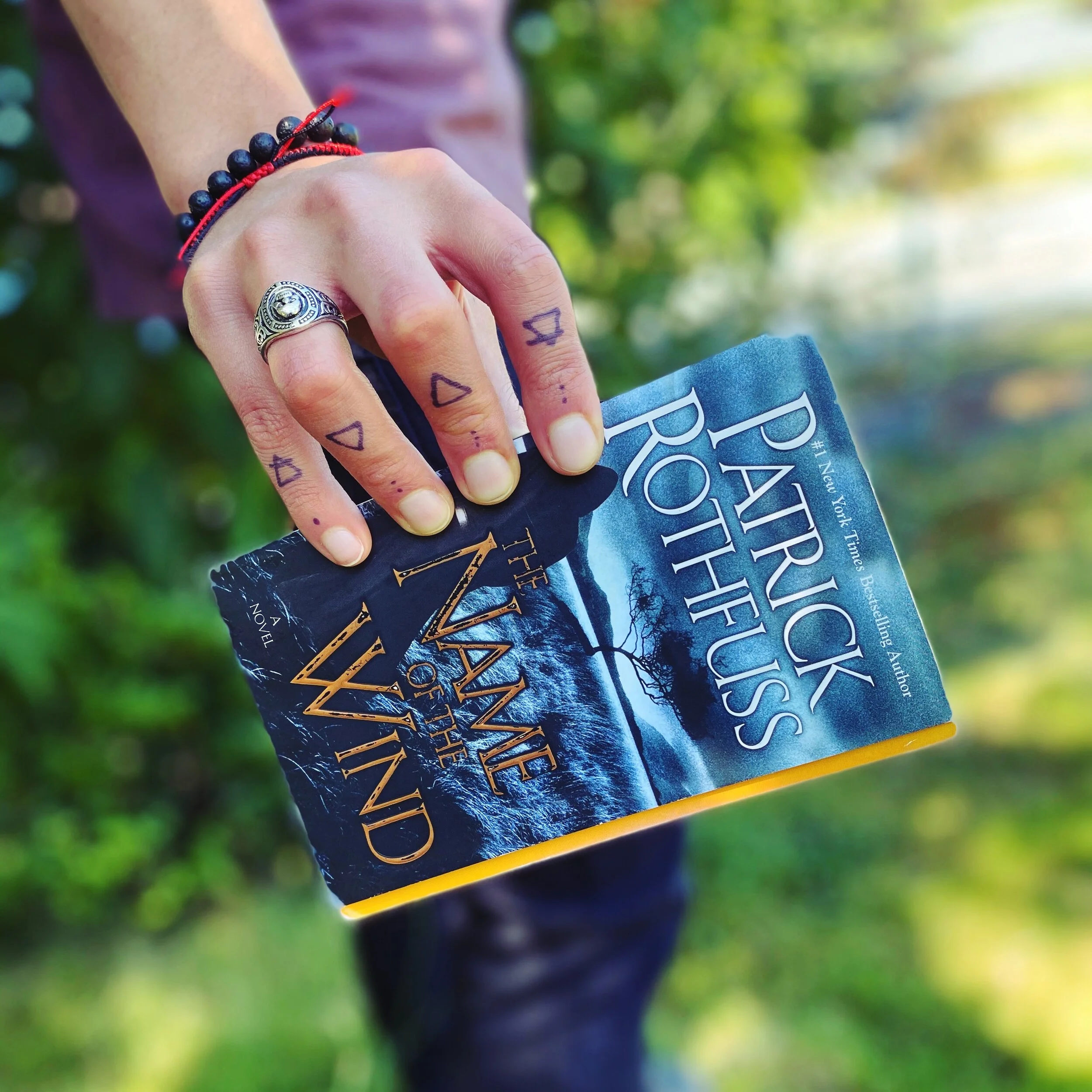 Book Review | The Name of the Wind | Patrick Rothfuss 