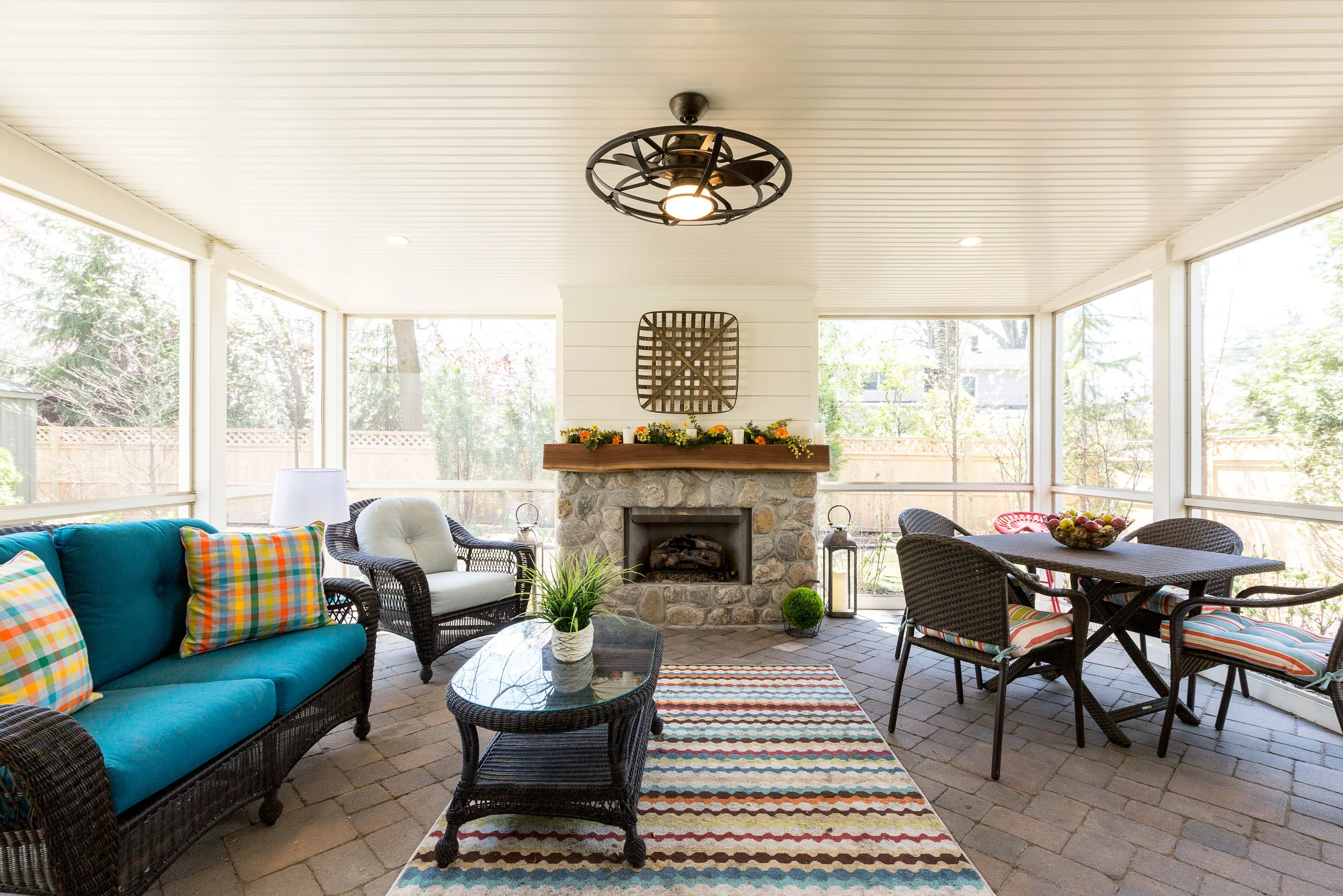 02_Dettmore_Renovations-ScreenPorch-1683.jpg