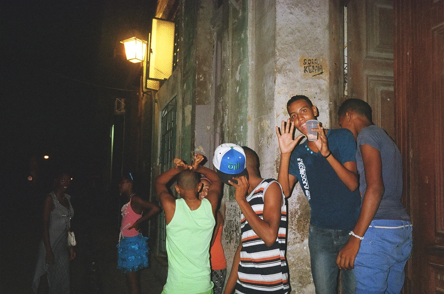 23740035a.jpg