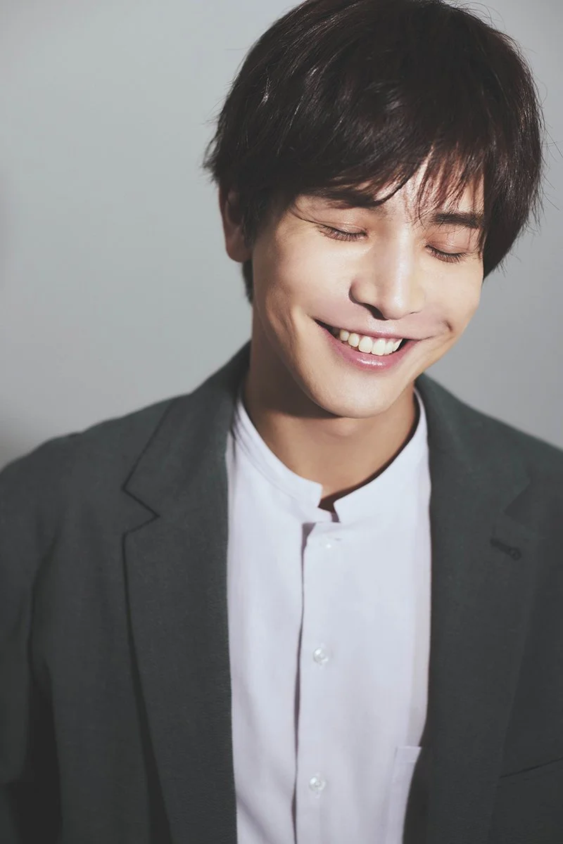 j033.jpg