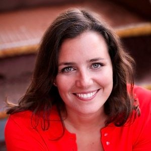 Cloe Axelson Communications Strategist and Writer