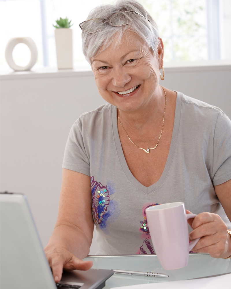 older woman computer.png