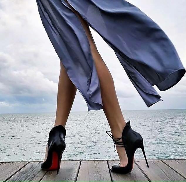 ballet-body-sculpture-elegant-posture