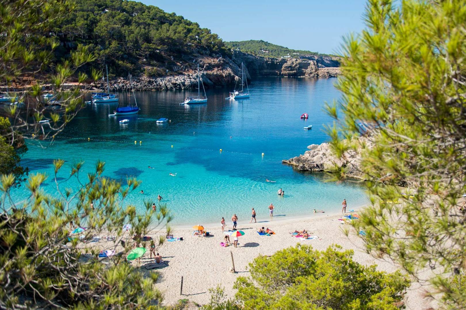 cala-saladeta-ibiza-spain-conde-nast-traveller-9june17-white-ibiza_sofia-gomez-fonzo.jpg