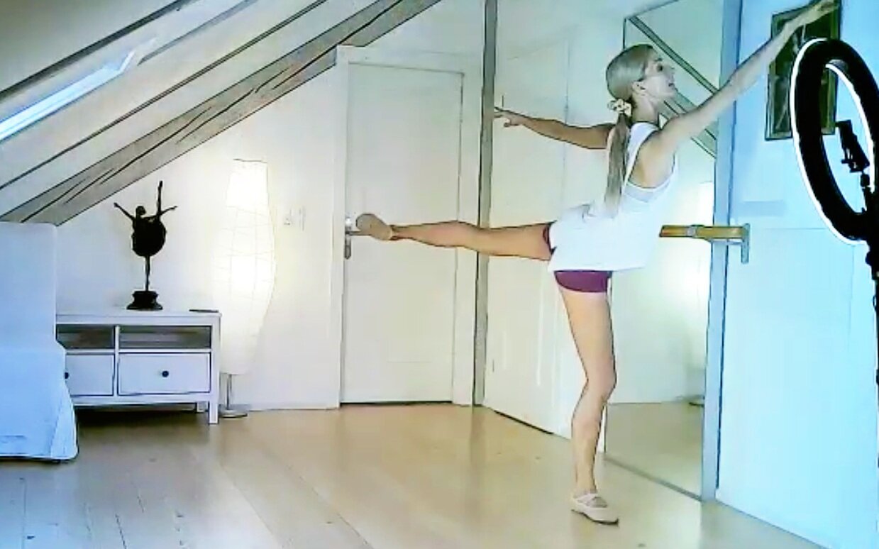 ballet-dancing-athome