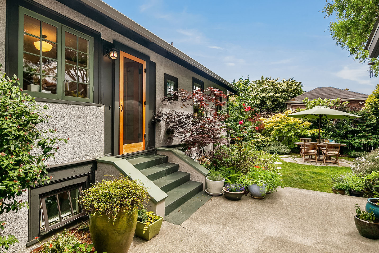 Copy of The kitchen door. Bring in the groceries and set dinner in the garden with ease.