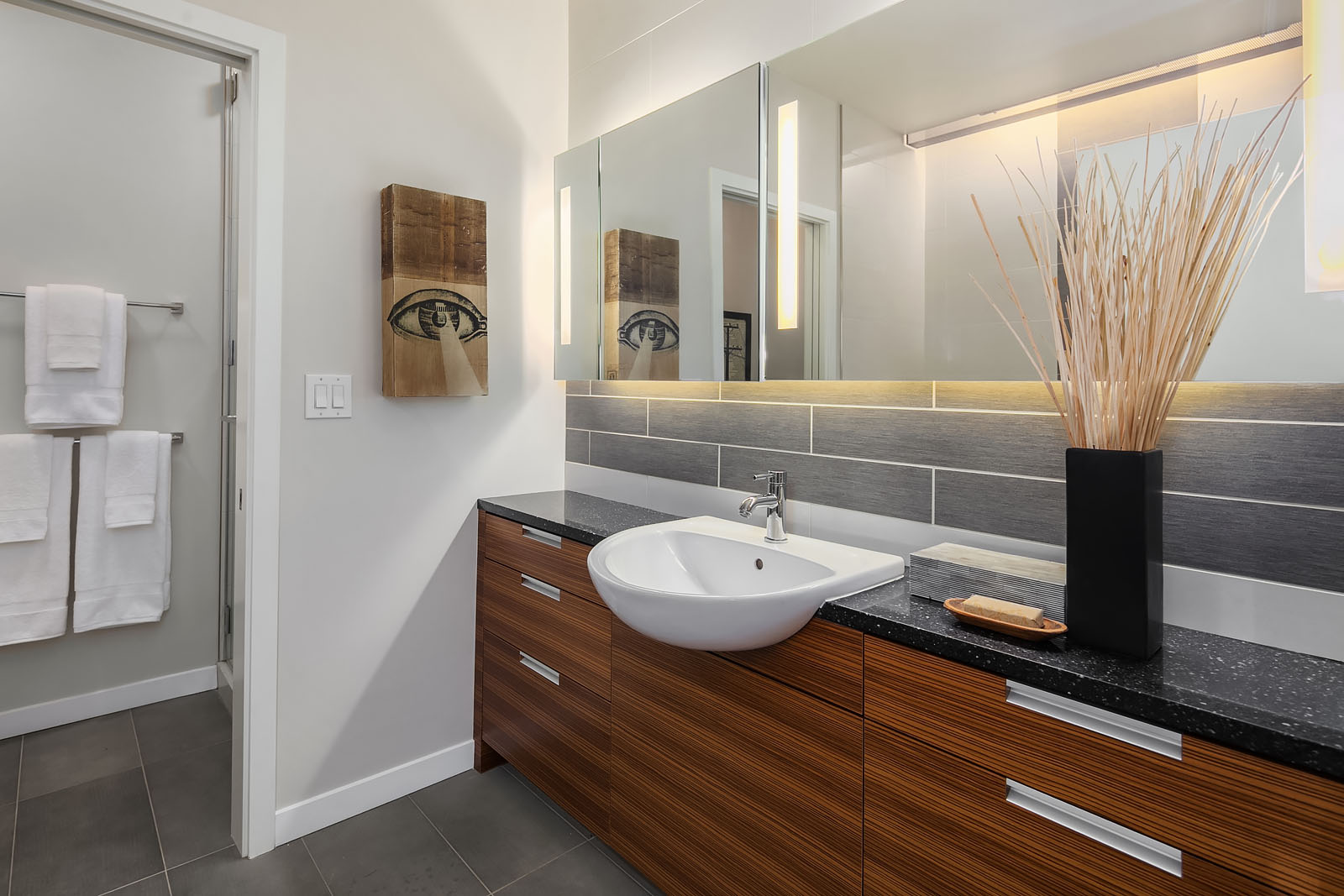 The second bath, with separate shower and tub.