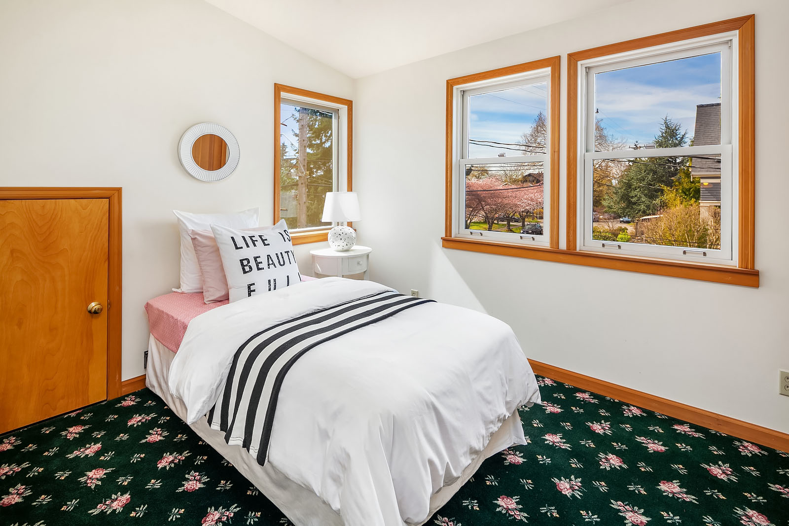 bedroom little_web.jpg