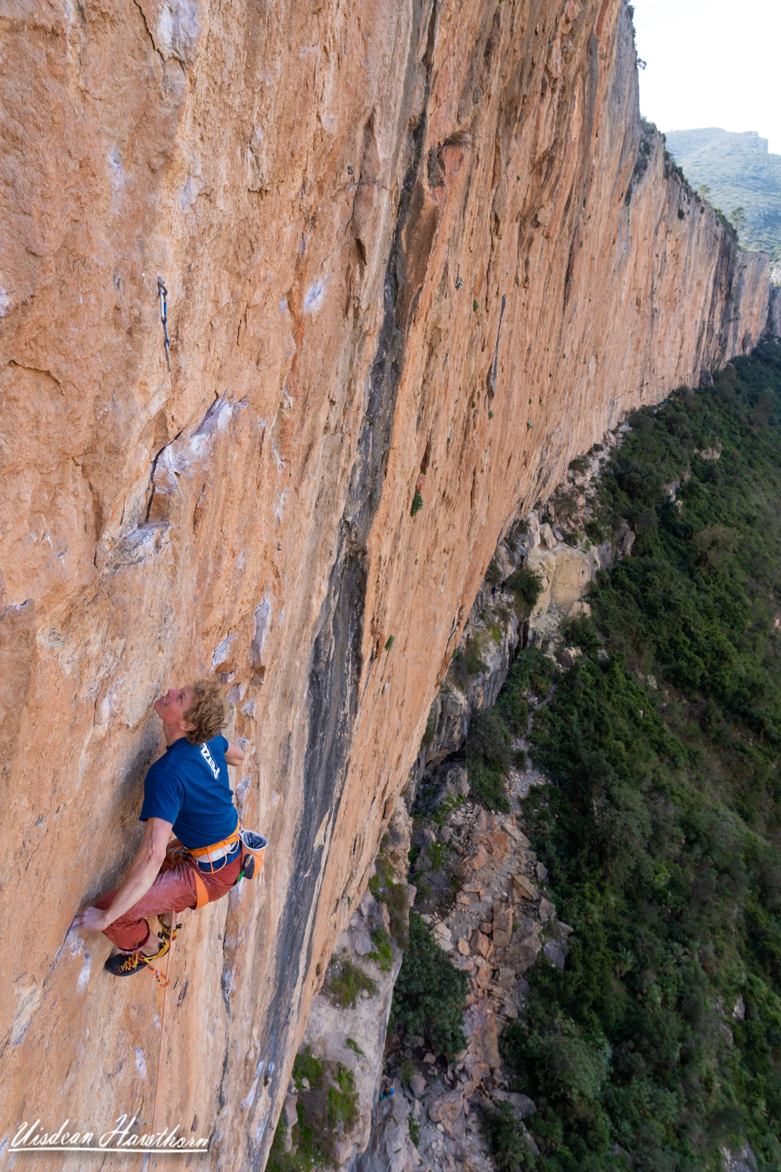 La Mala (8b), Chulilla, Spain. Photo: Uisdean Hawthorn