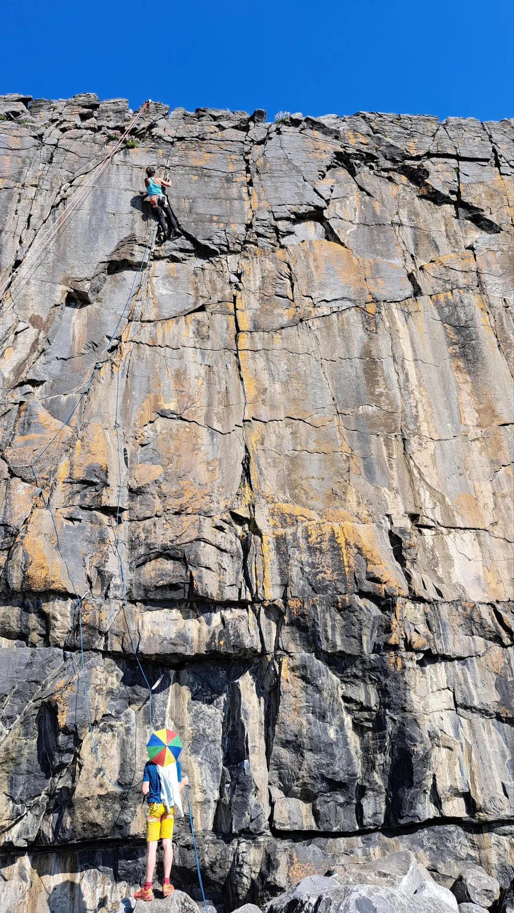 Christelle on eliminator (e5 6a). photo: Brian Bateson