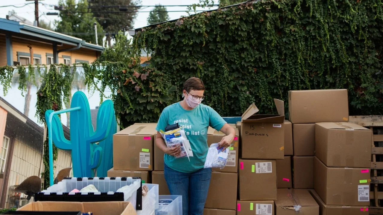 CNN: This California woman has helped hundreds of refugee families
