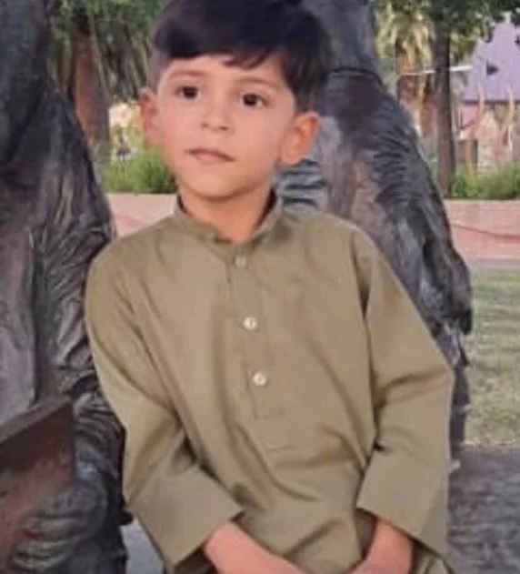 Family Friday: Meet the Sakha Family! ✨

This week we&rsquo;re welcoming the Sakha family, who recently arrived in California from Afghanistan! Mom, Dad, and their five children (ages 5 to 17) are beginning their new chapter together.

Dad brings val