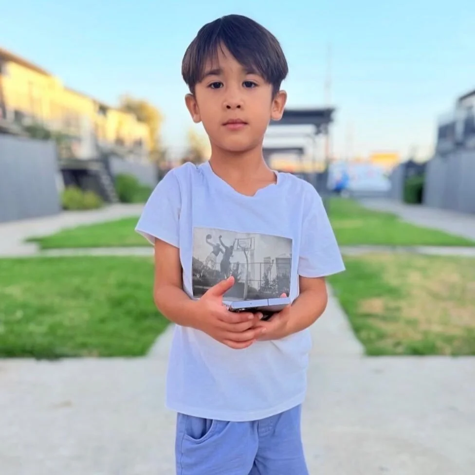 Family Friday: Meet the Angar Family! ✨

This week we&rsquo;re welcoming the Angar family, who recently arrived in California from Afghanistan! Mom, Dad, and their four children (ages 5 to 12, plus a newborn) are beginning their new chapter together.