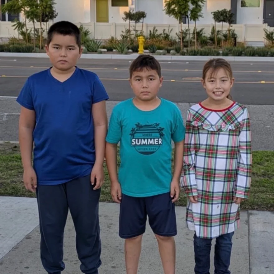 Family Friday: Meet the Sotdash Family! ✨

This week we&rsquo;re welcoming the Sotdash family, who recently arrived in Southern California from Afghanistan! Mom, Dad, and their three children (ages 9 to 13) are beginning their new chapter together.

