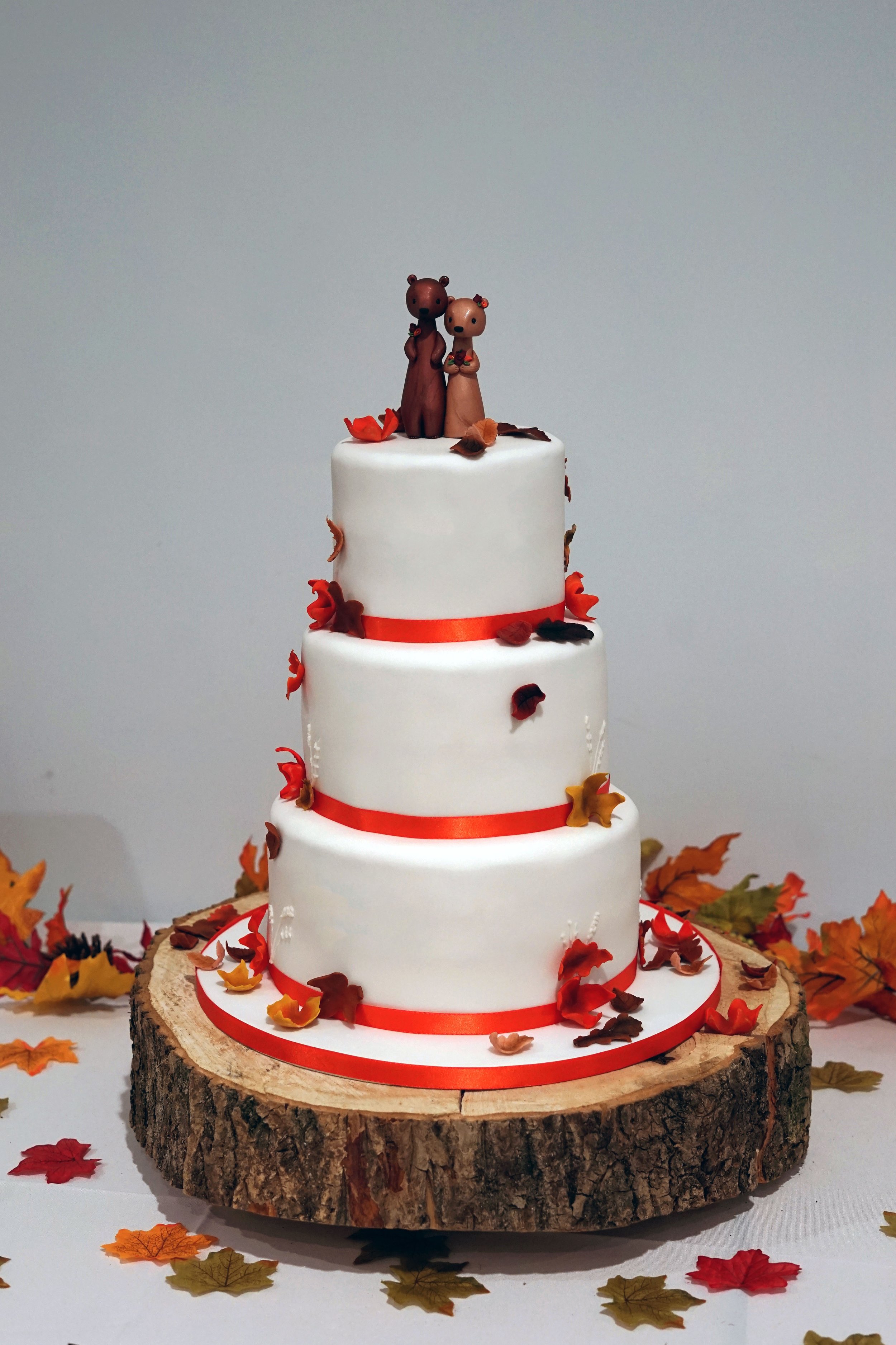 Autumnal Wedding Cake 