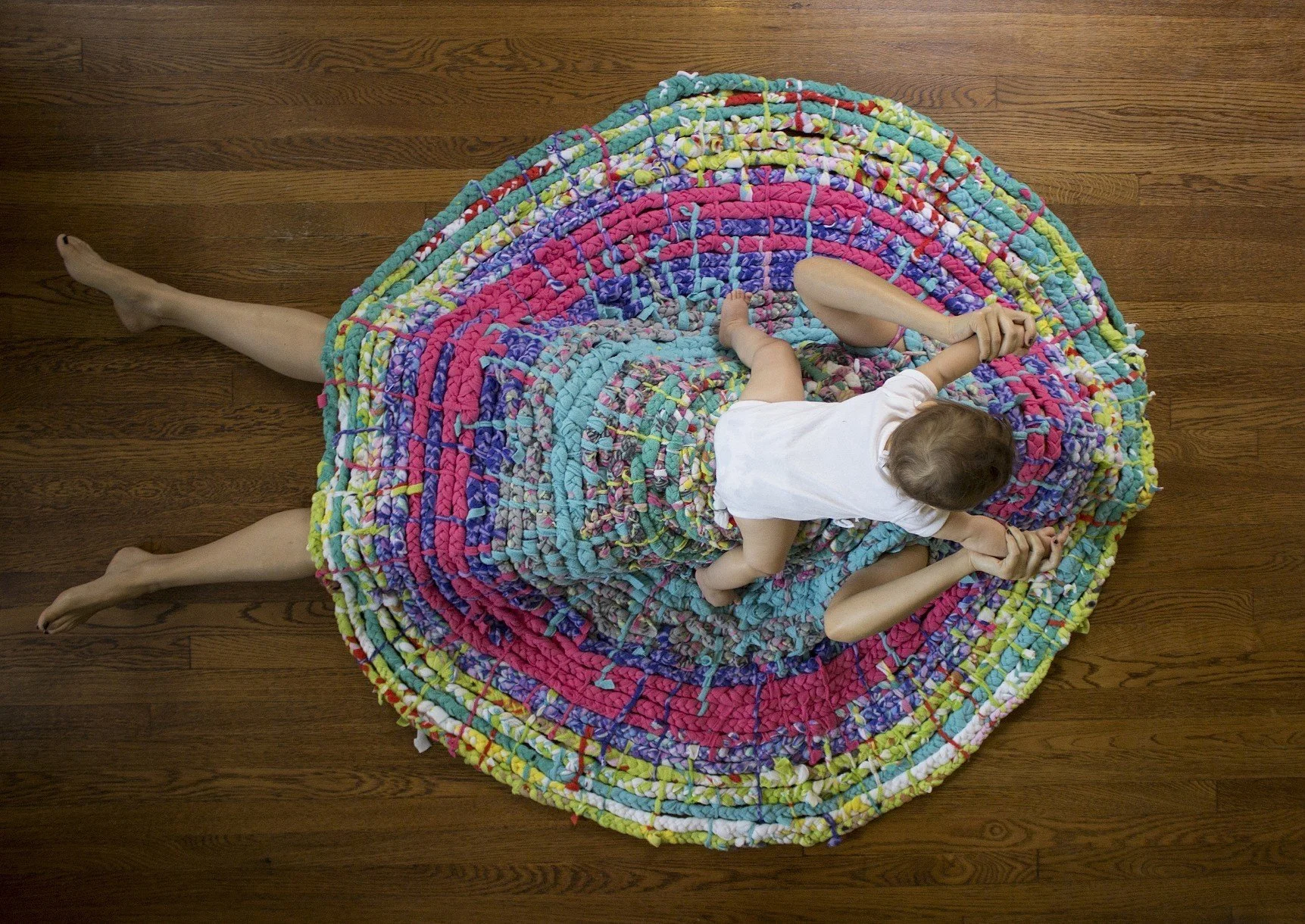 NOT HER(E): A WORKSHOP (NO AQÚI: UN TALLER)