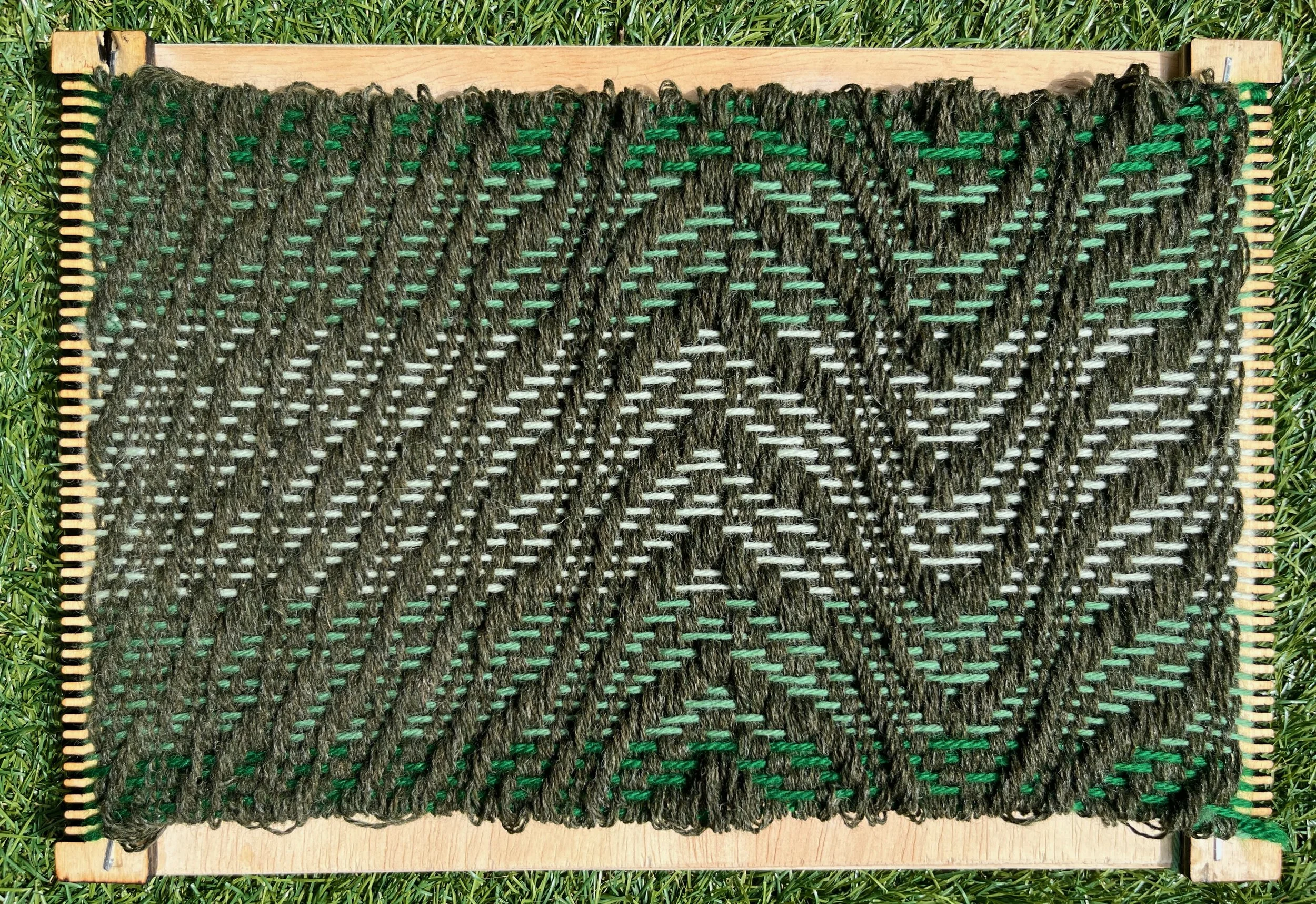 Take it or Weave it: Frame Loom Workshop with Alex Zak