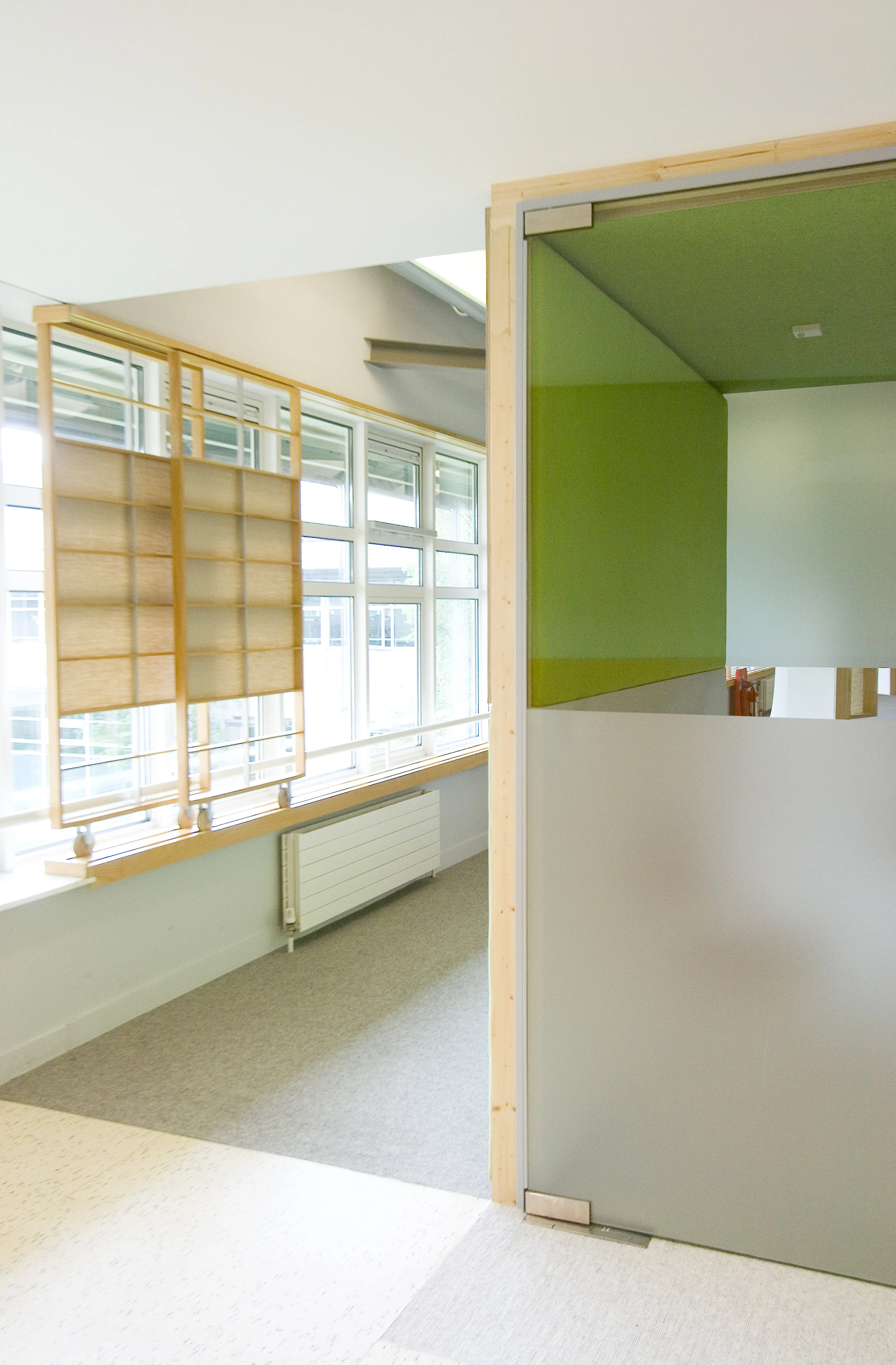  Fig. 2  Meeting village and sliding glare control screens 
