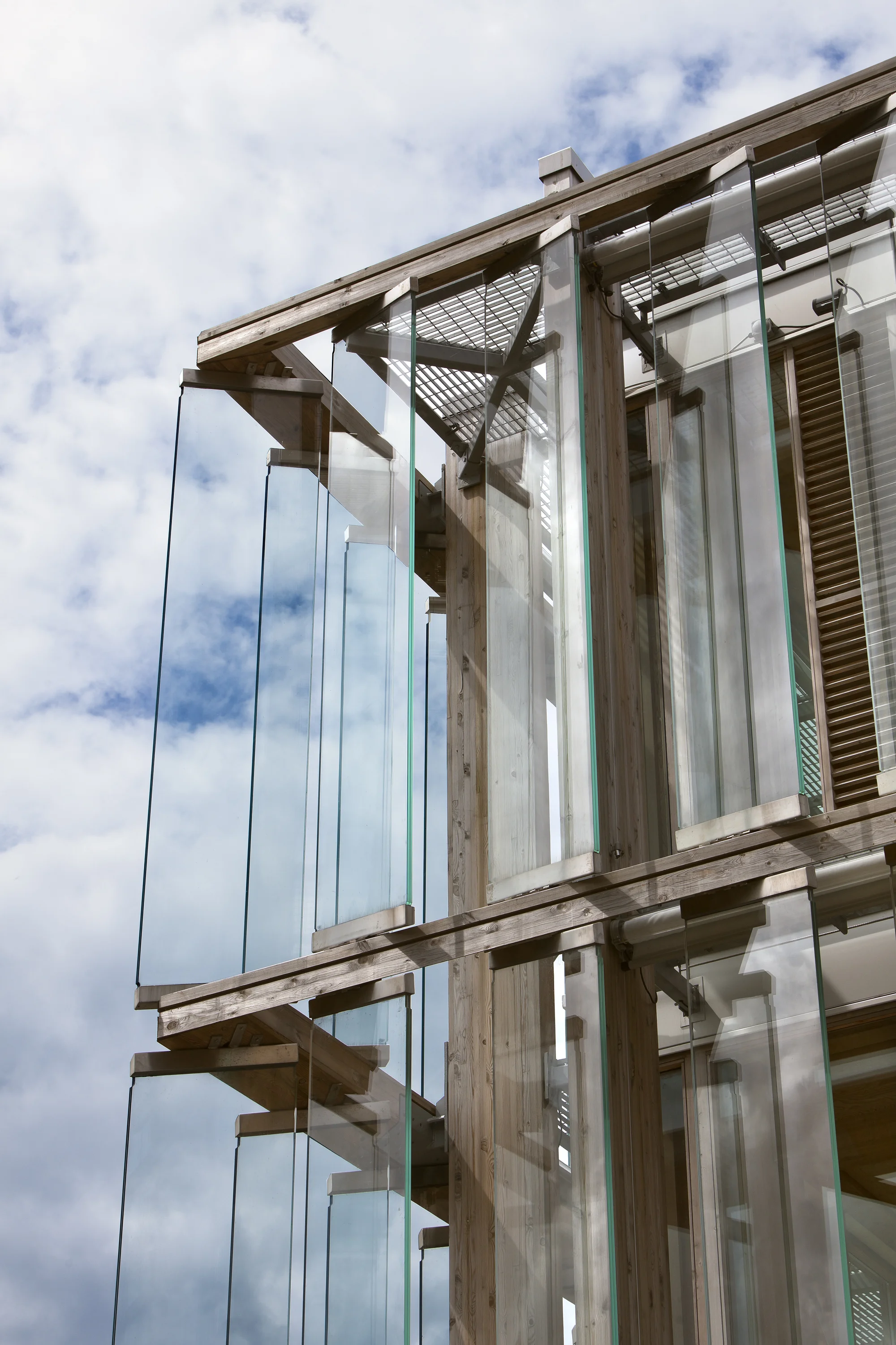 Fig. 15 corner detail, south facade, office building