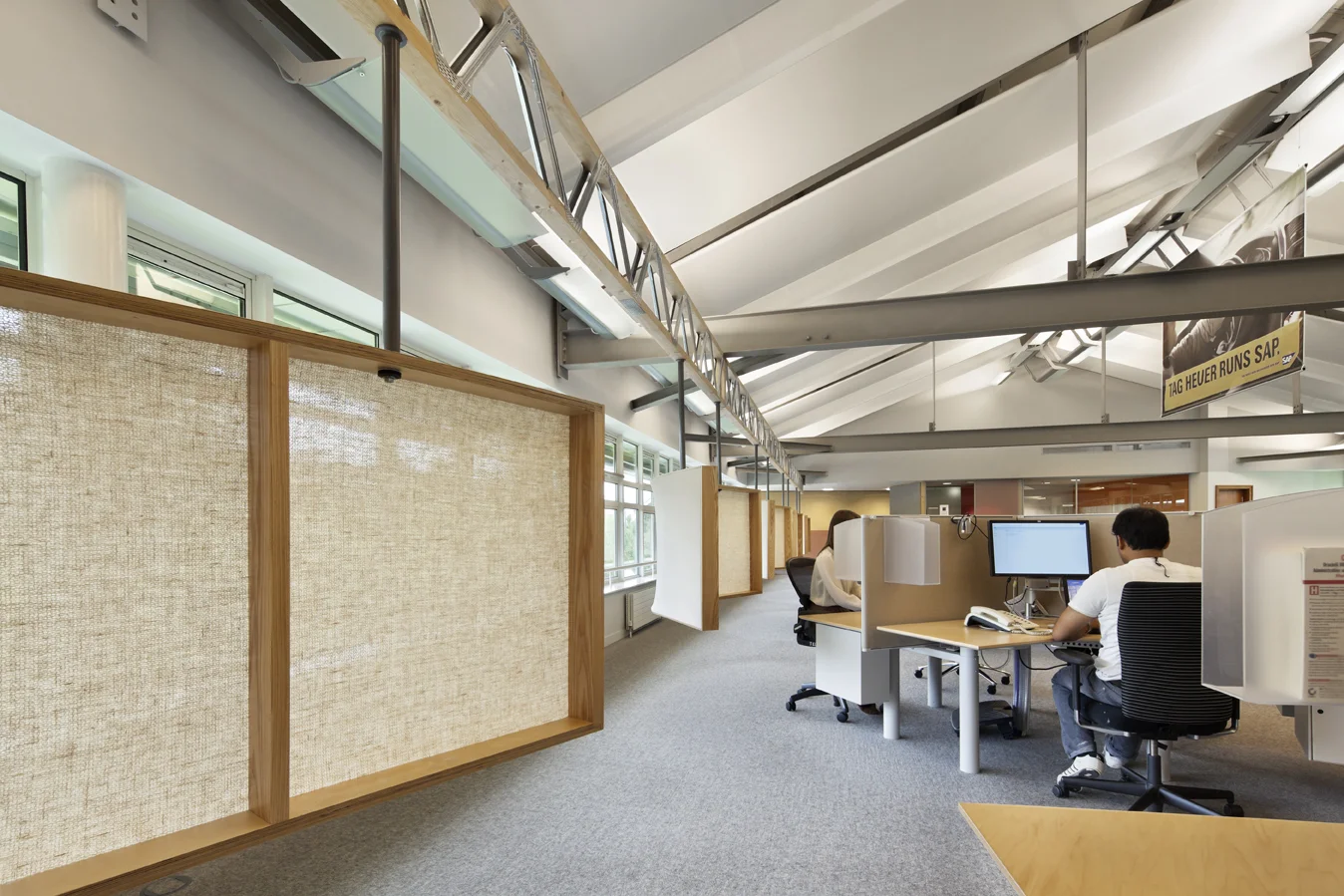  Fig. 6  Typical work station and linen screen 