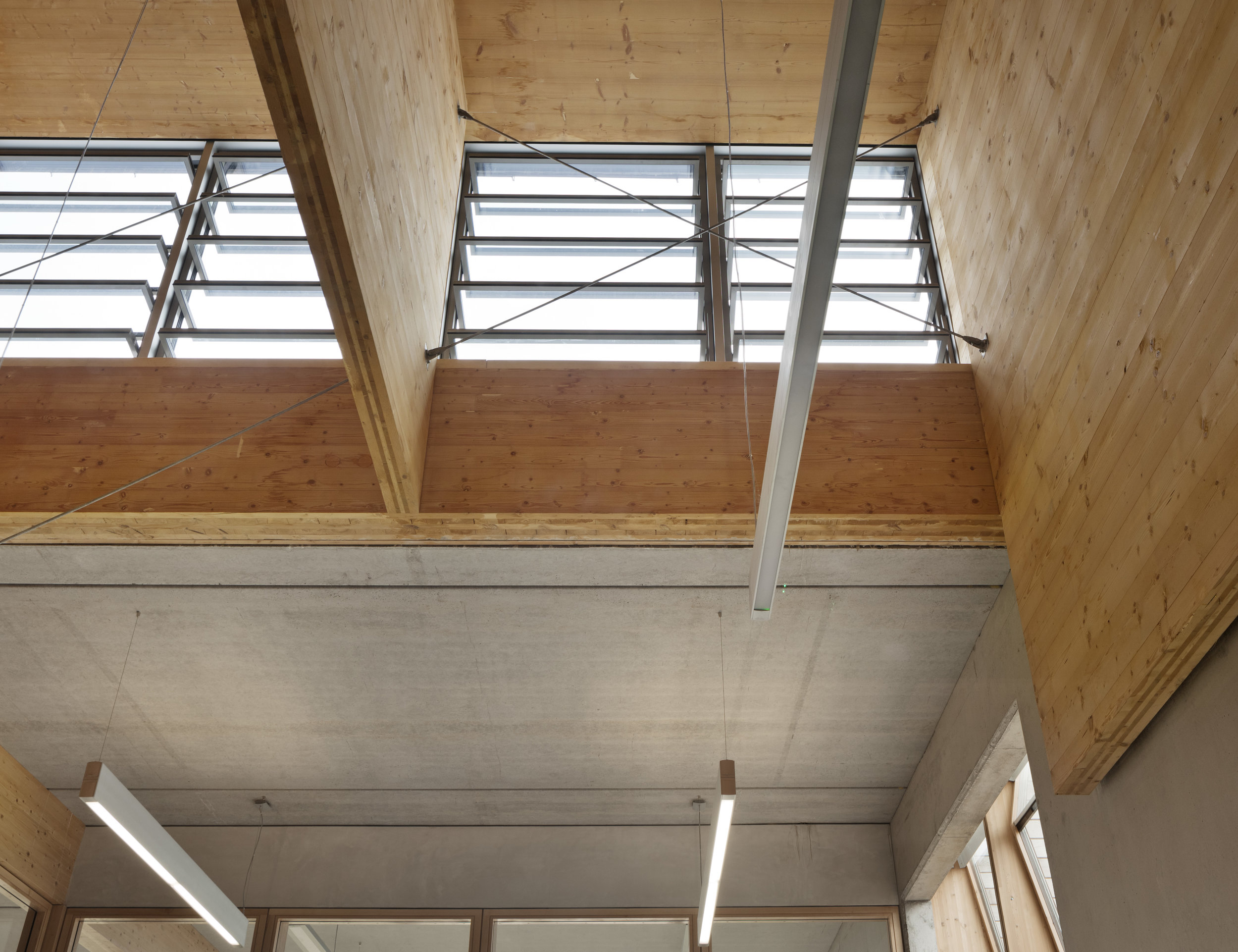 Fig. 12 roof light vent detail, timber and concrete hybrid structure Photograph : Michael Moran