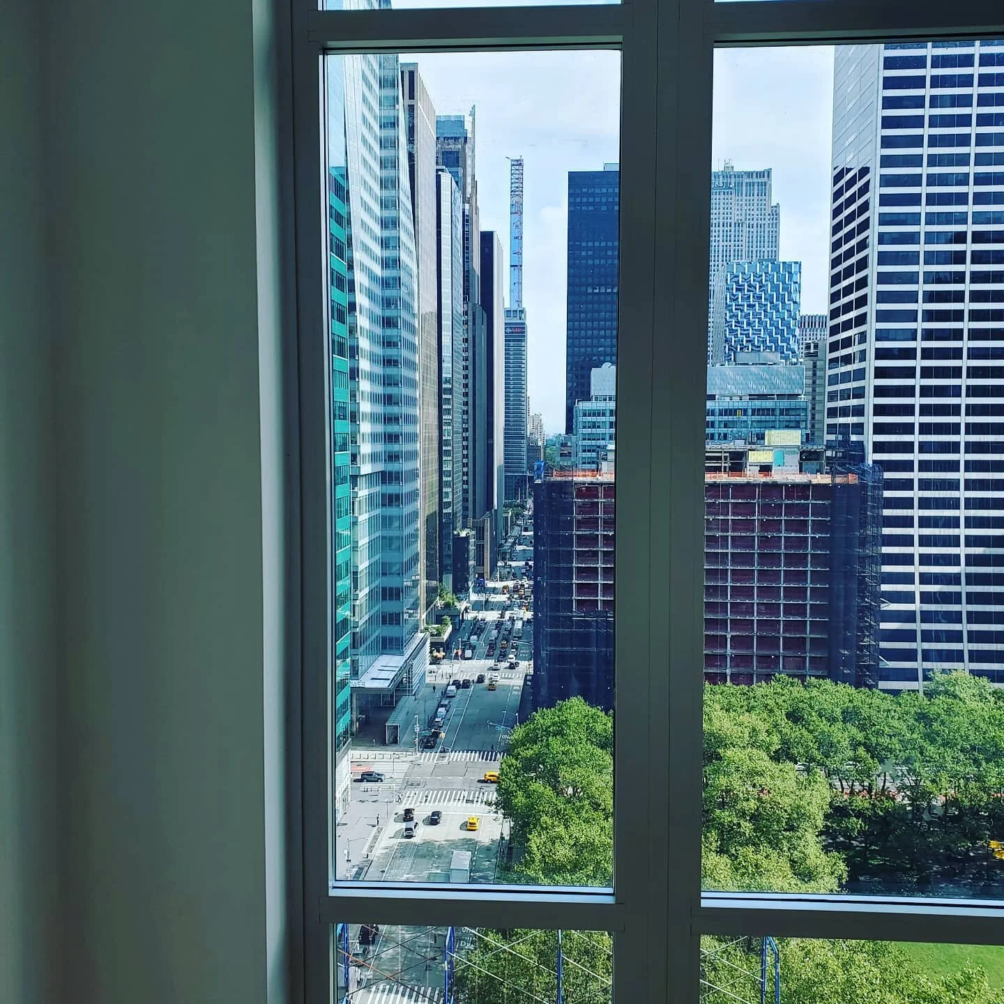 As if moving into new offices isn't stressful enough during a pandemic, today I am moving into a new apartment too! Can't get enough of that view!! #ilovenyc #bryantpark