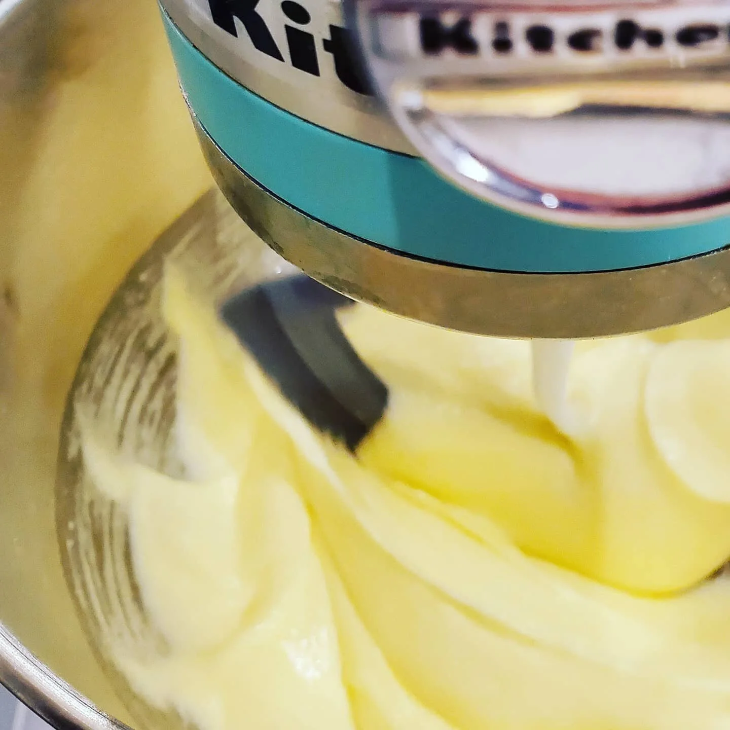 Butter, sugar, and vanilla, the beginnings of a delicios cranberry cake. #valentines treat! #vintagerecipes #cranberrycake #kitchenbliss @kitchenaidusa