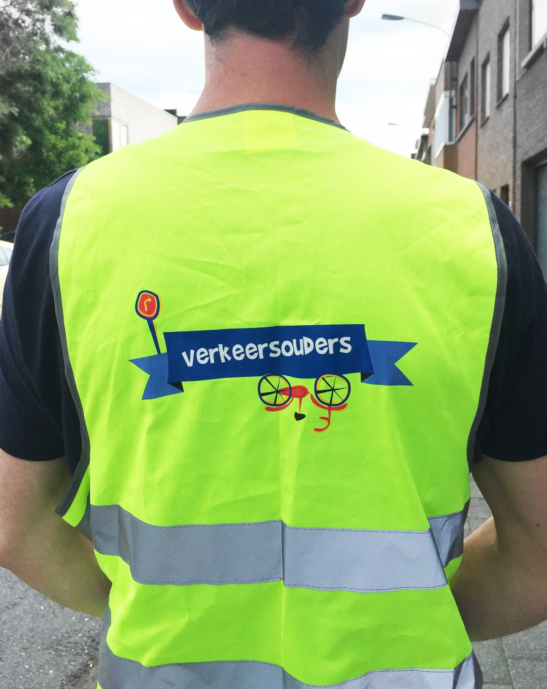 verkeersouders fluohesje.jpg