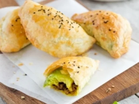 Avocado curry puffs