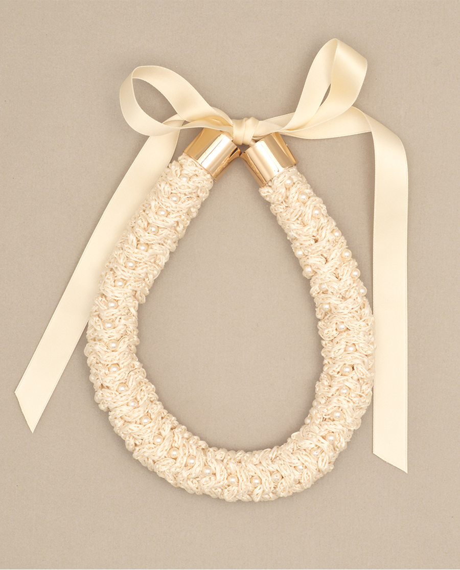 Tussar Silk Collar Necklace in Off-White