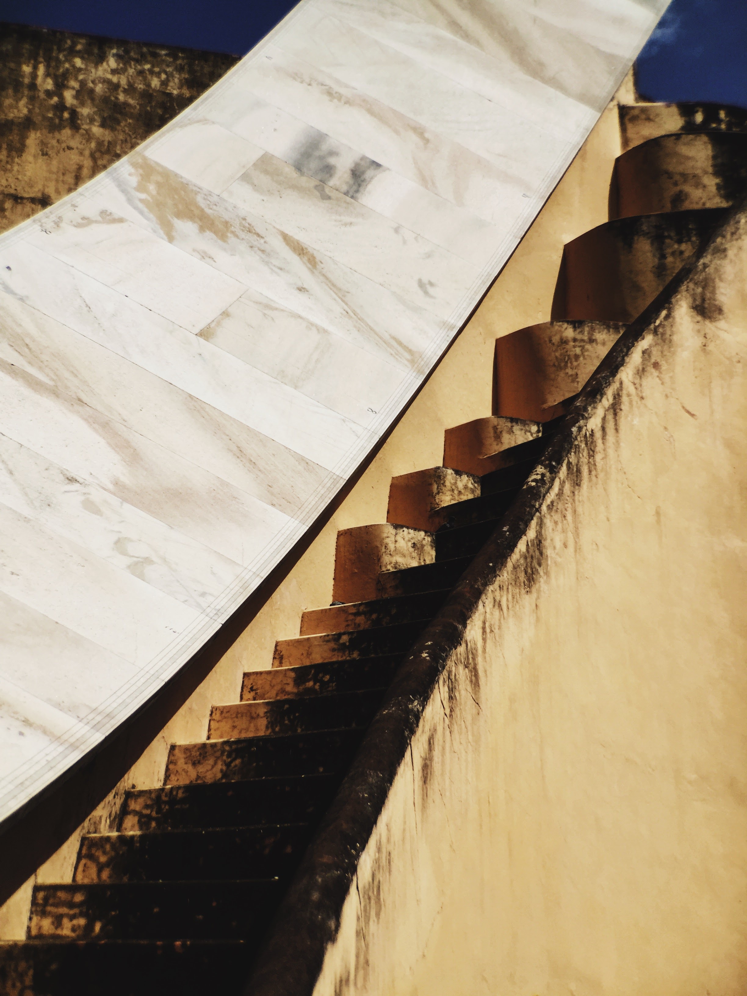 The McHowe World Tour - Part II- Jaipur the Pink City - Jantar Mantar Observatory
