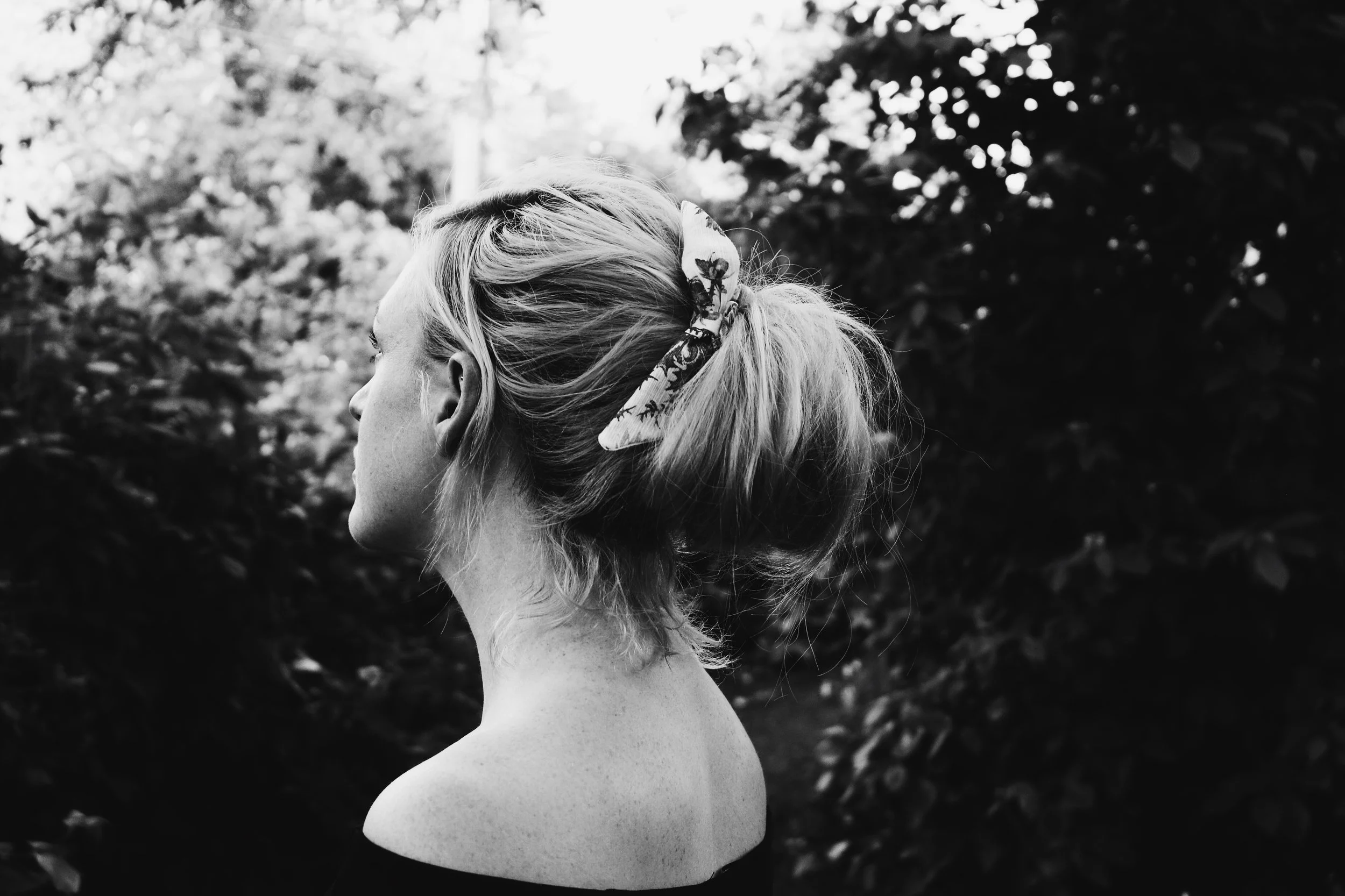 The Easiest Hairdo // The Best Scrunchie of My Life