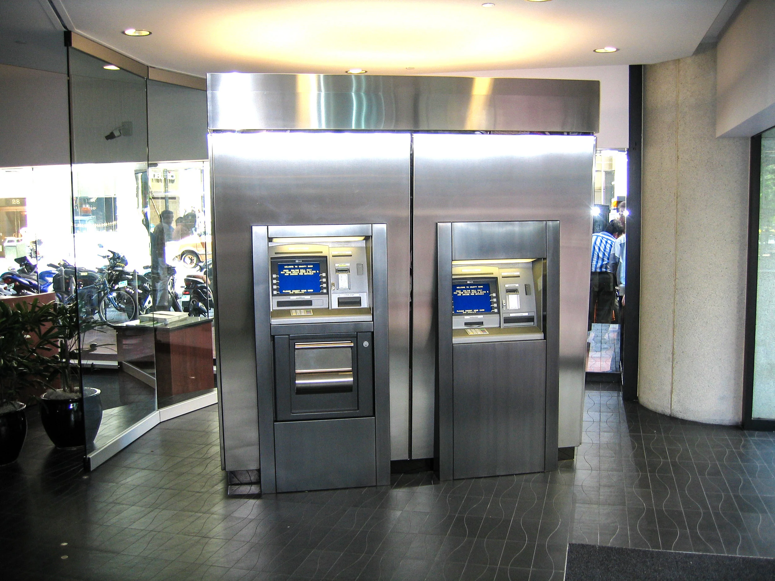 20060614-IMG_1990_1-2.jpg