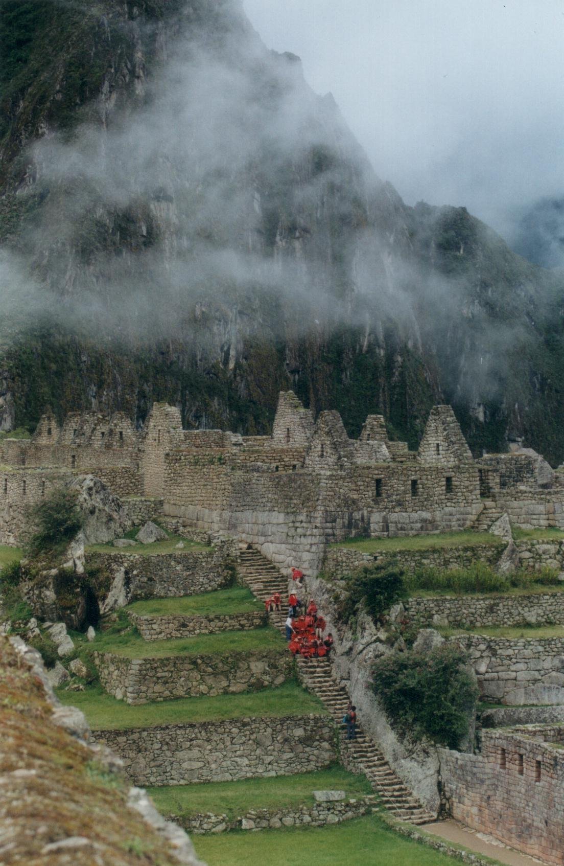 Children at Machu Pichu.jpg