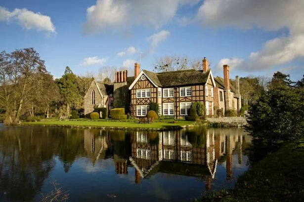 Brinsop-Court-in-Herefordshire.jpg