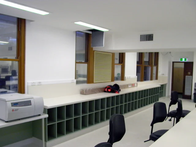 ph 0717-3-Com_05.JPG