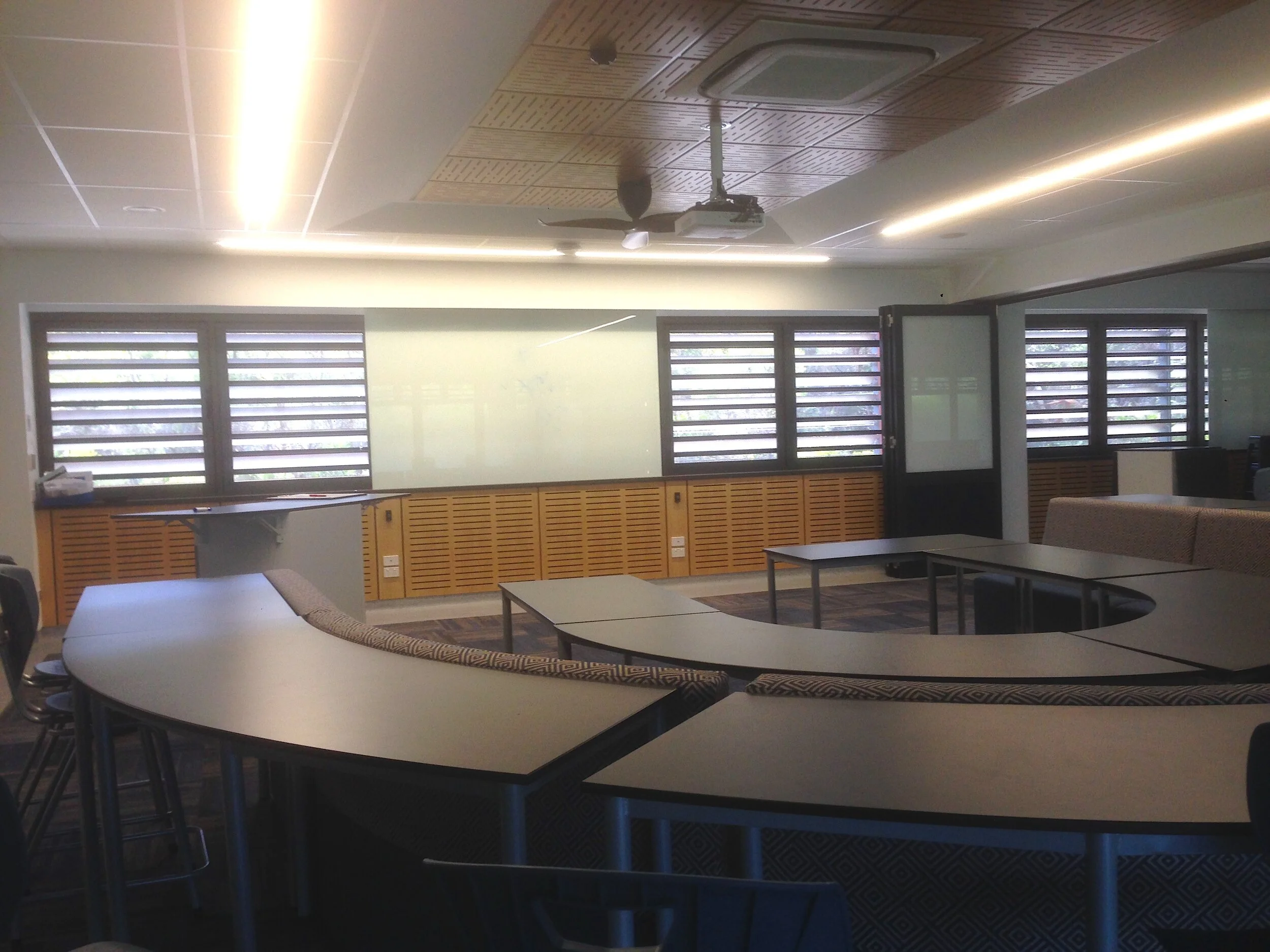 Ph 1705 Con-4649 V2.JPG