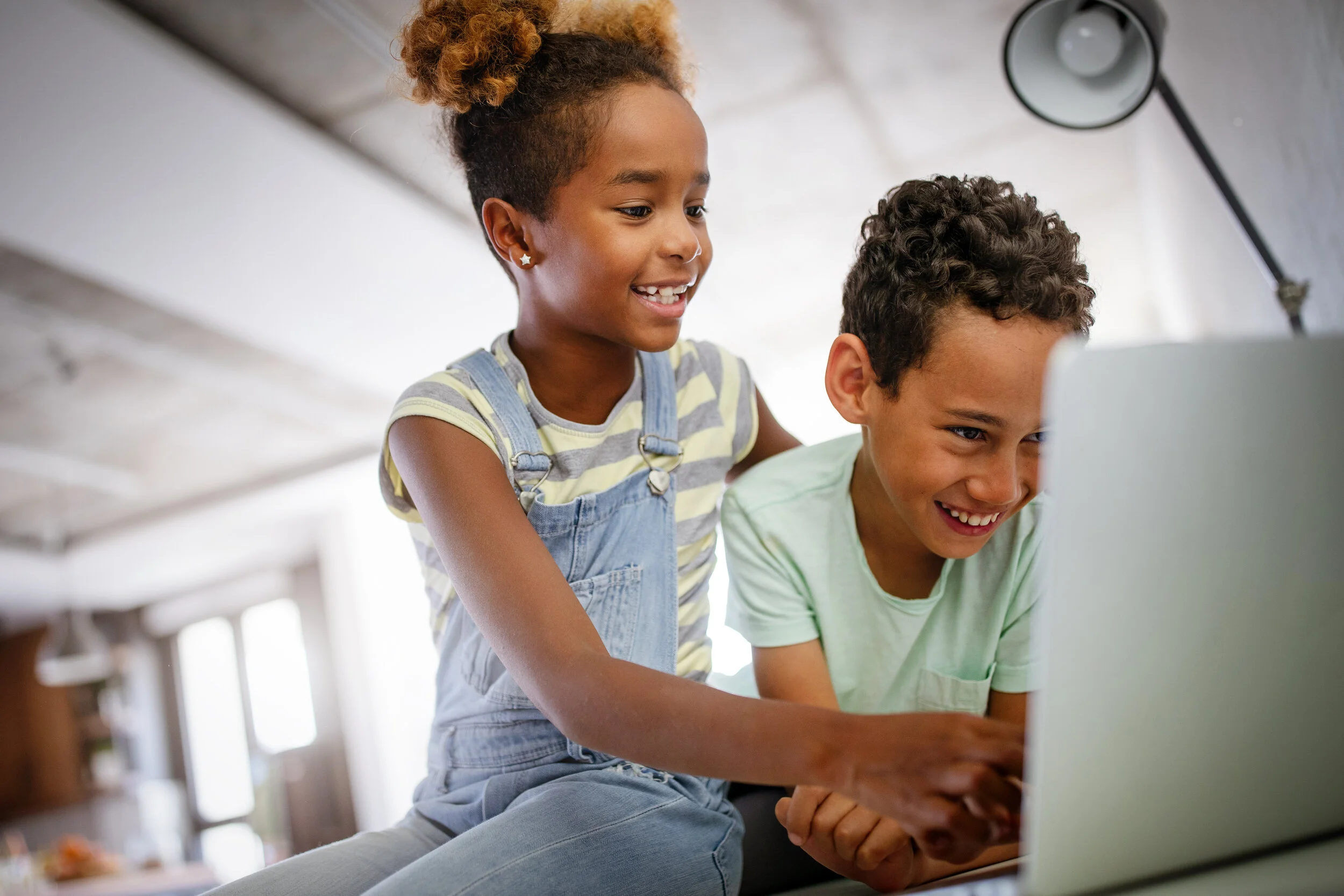 game-study-fun-concept-happy-children-spending-tim-FYQ5A7K.jpg
