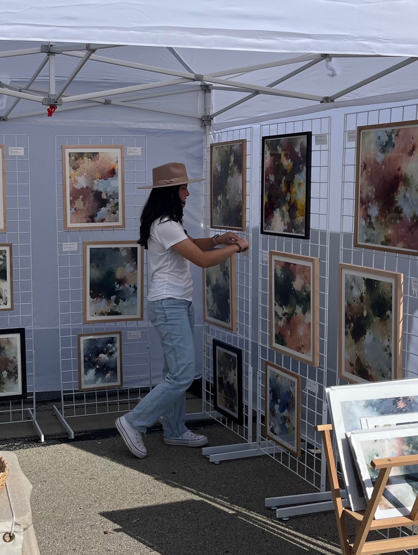 I&rsquo;m heading back to the West End Arts Festival this weekend, with a few new pieces! Come by and say hi 🥰 

September 12-13, from 10-5
near stone ave metra station, in La Grange, IL

Can&rsquo;t wait to see you 🎨✨