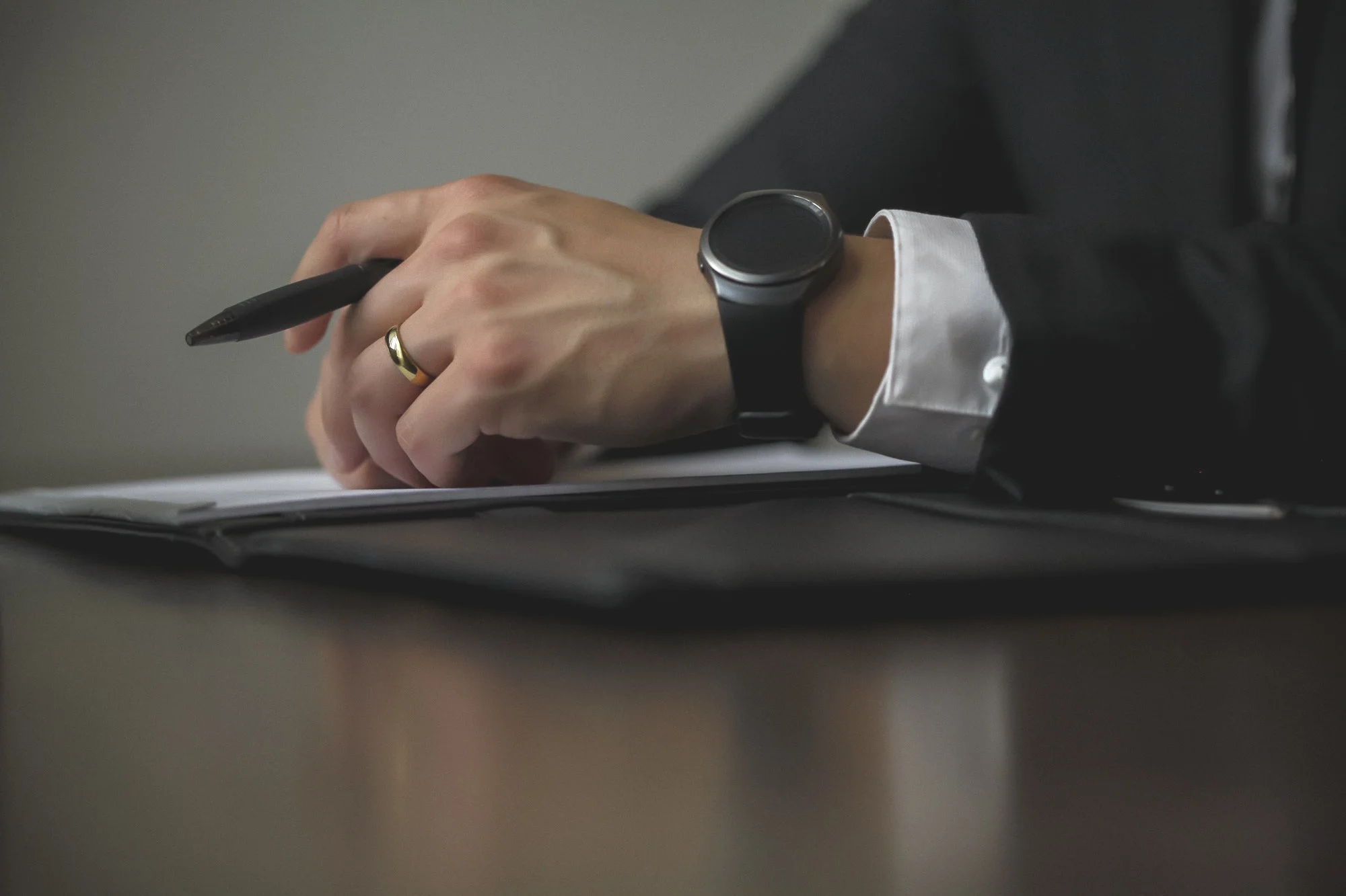 adult-composition-corporate-attire-959816.jpg