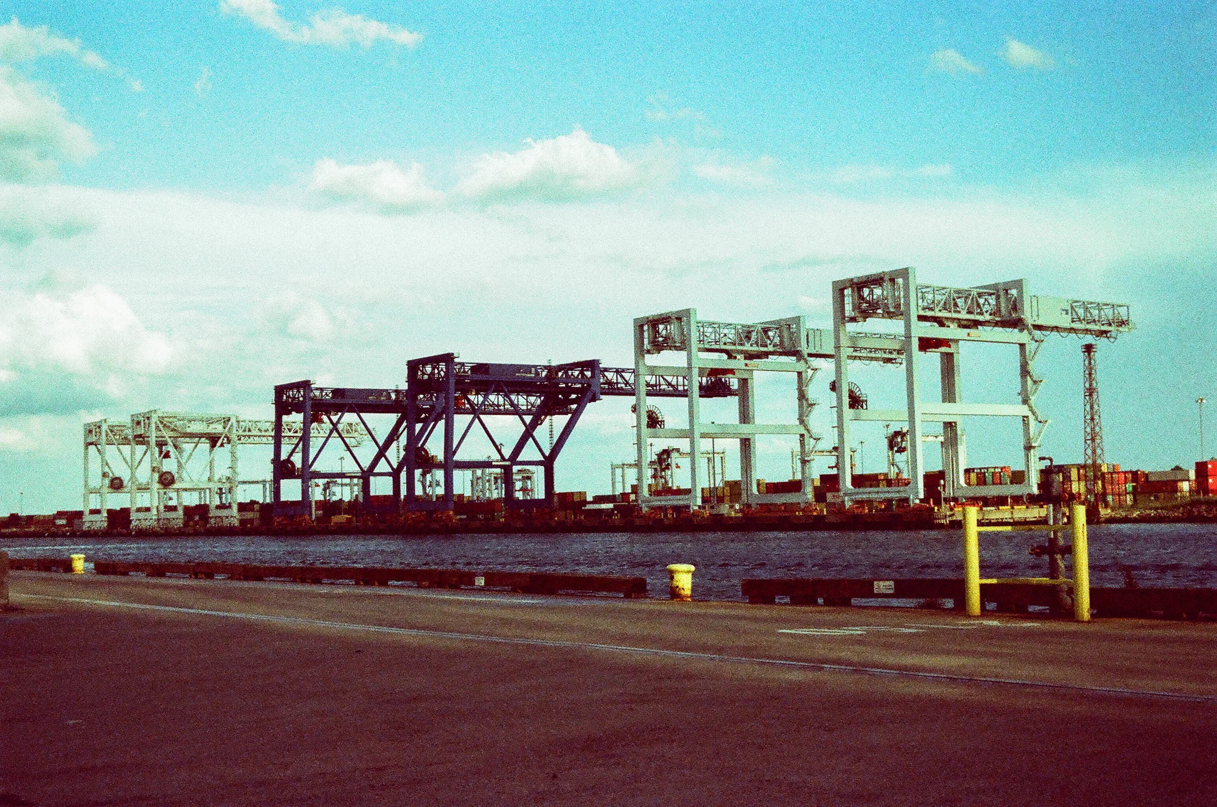 41090020.jpg