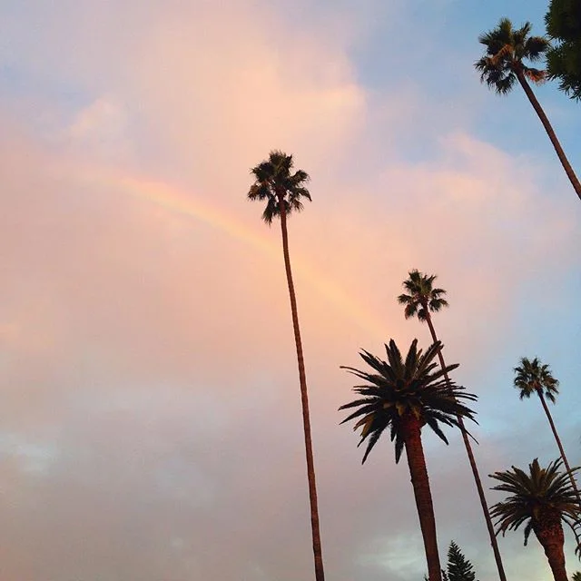 Somewhere under the rainbow. #happysundays