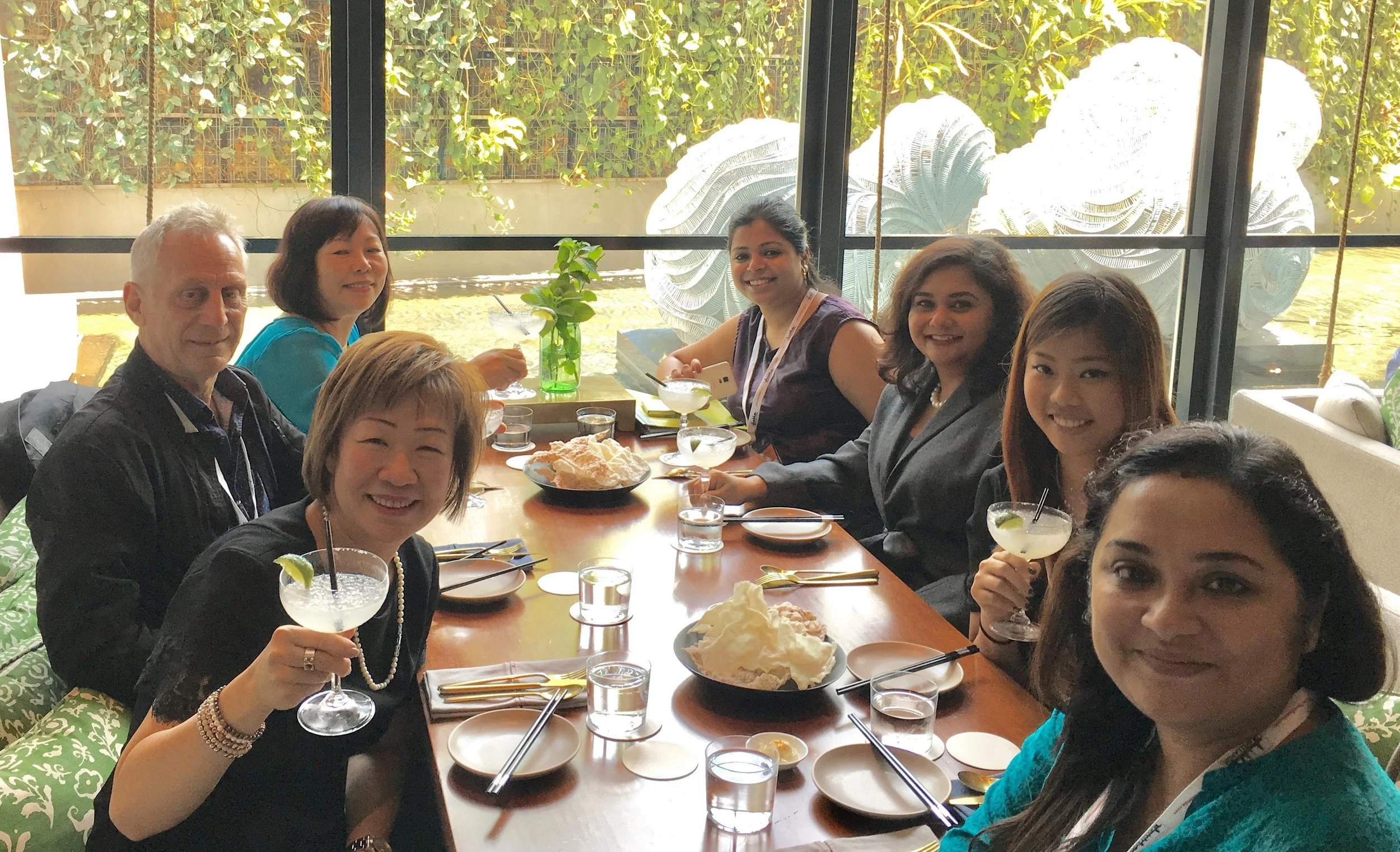 From left to right: Ms Aileene Thangaveloo (Director - Marketing, FLA), Mr Don Ross (TTR), Ms Serene Law (VP, FLA), Ms Jasleen Kaur (Media India Group), Ms Jagdish Sandhu (CEO, FLA), Ms Gina Sin (Biz Events Asia), Ms June Mukherjee (Media India Group). 