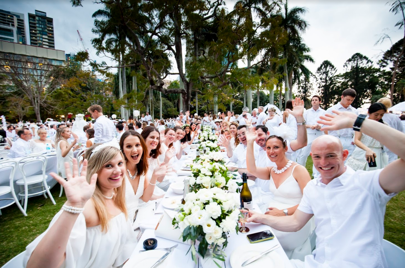 dinerenblanc.png