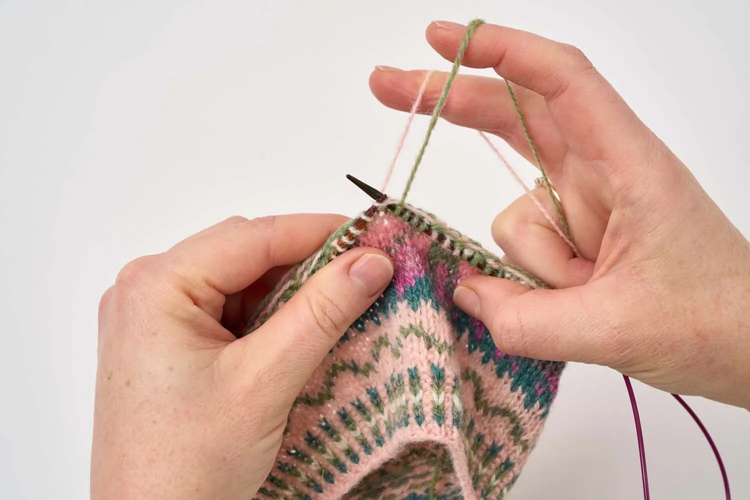 Catching Floats in Stranded Colourwork Knitting (Two Video Tutorials ...